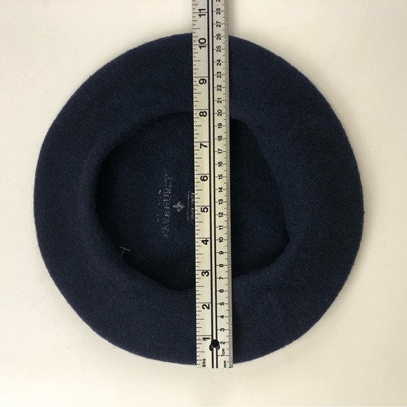 Navy wool beret hat - Picture 5 of 7